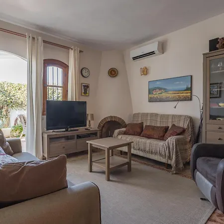 Вилла Casa De Junemor *