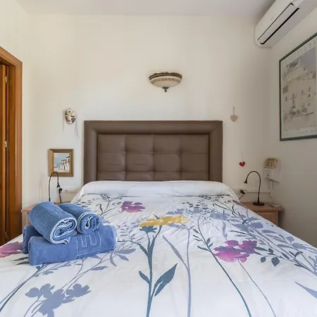 Casa De Junemor فيلة نيرخا